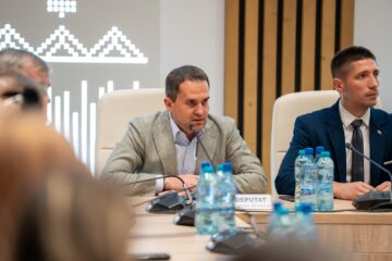 Șoldan după semnarea contractelor pentru autostrada A7 Pașcani – Suceava: „Județul se dezvoltă prin cele mai mari proiecte din istoria lui”