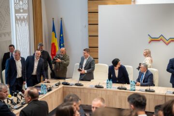 Șoldan după semnarea contractelor pentru autostrada A7 Pașcani – Suceava: „Județul se dezvoltă prin cele mai mari proiecte din istoria lui”