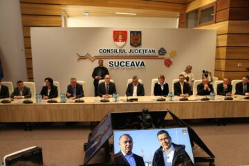 Moment istoric la Suceava. Au fost semnate contractele pentru autostrada A7 Pașcani – Suceava, în prezența premierului Ilie Bolojan și a președintelui CJ, Gheorghe Șoldan