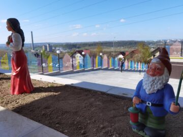 Lucrările la creșa modernă, de 110 locuri, care va fi dată în folosință în toamnă în Burdujeni, recepționate de premierul Ilie Bolojan