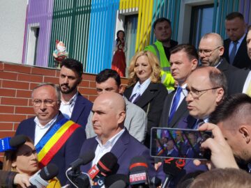 Lucrările la creșa modernă, de 110 locuri, care va fi dată în folosință în toamnă în Burdujeni, recepționate de premierul Ilie Bolojan