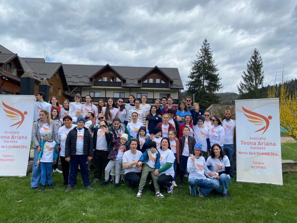 42 de copii cu nevoi speciale și familiile lor au participat în Tabăra „Respiro”, la Vama