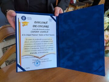 Profesorul Costan Costică, sărbătorit la 80 de ani, la școala unde a predat peste cinci decenii