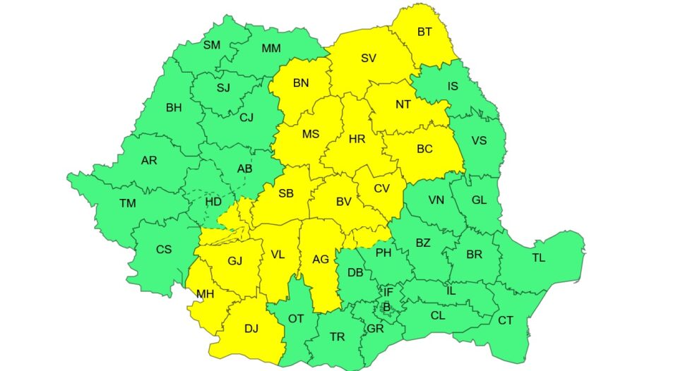 Coduri galbene de ploi abundente și furtuni valabile începând de astăzi și până duminică dimineața
