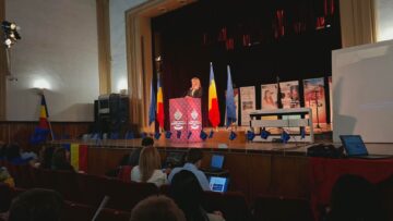 Eveniment dedicat Europei și valorilor democratice, cu peste 400 de elevi, la Rădăuți