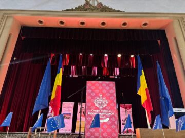 Eveniment dedicat Europei și valorilor democratice, cu peste 400 de elevi, la Rădăuți