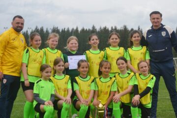 Fetele din Putna s-au calificat la turneul final al Cupei Satelor la fotbal