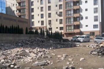 Demolarea a 300 de garaje a început pe Nicolae Titulescu, urmând să fie făcut și un nou drum de acces