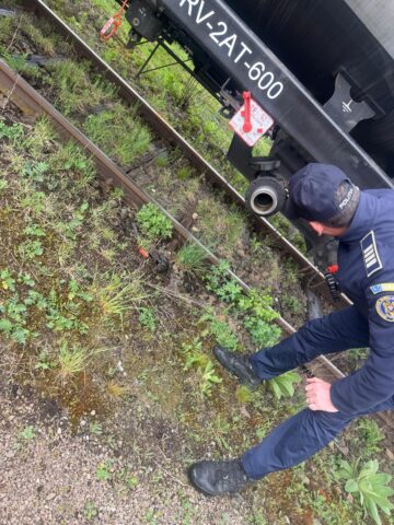 Polițiștii de la Transporturi au verificat peste 300 de vagoane de marfă