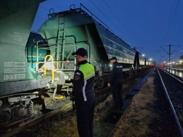 Polițiștii de la Transporturi au verificat peste 300 de vagoane de marfă