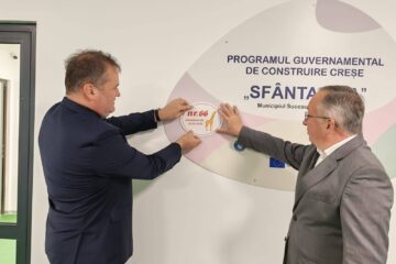 Angajarea a 35 de persoane la creșa din Burdujeni, anunțată de ministrul Dezvoltării, care a ”marcat-o” cu bulină Angajarea a 35 de persoane la creșa din Burdujeni, anunțată de ministrul Dezvoltării, care a ”marcat-o” cu bulină