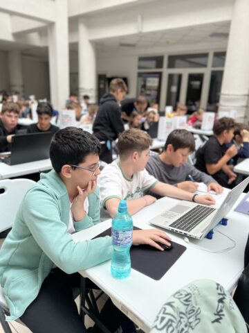 120 de copii din județ au participat la competiția „Marea Aventură Digitală”, organizată de Logiscool Suceava
