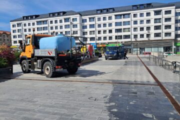 Mobilizare masivă pentru curățenie pe esplanadă, în zona fostei terase Union