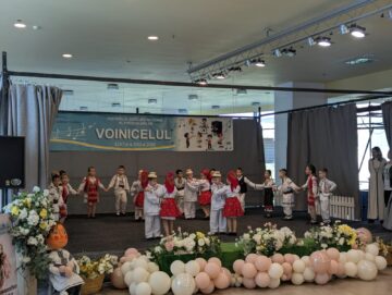Preșcolari talentați au urcat pe scena Concursului „Voinicelul”