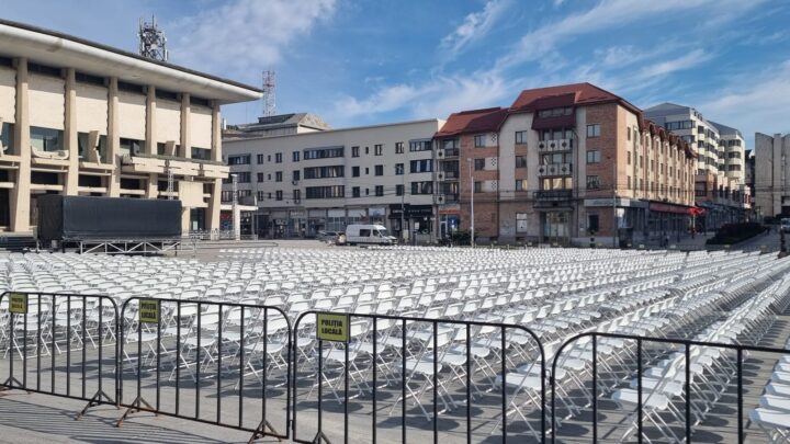 Amplă manifestare cultural-religioasă în centrul Sucevei, pentru susținerea unei familii care se luptă să-și recupereze doi copii