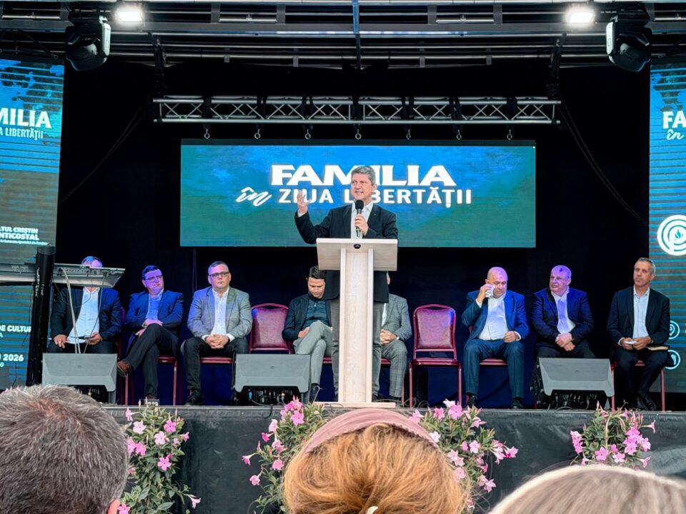 Mii de suceveni au venit în Centru pentru a susține întregirea familiei Samson