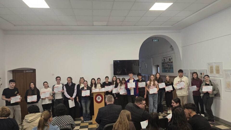 Excelență în matematică la Colegiul Național „Eudoxiu Hurmuzachi” Rădăuți Excelență în matematică la Colegiul Național „Eudoxiu Hurmuzachi” Rădăuți