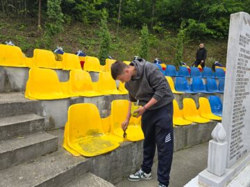 Lucrări de reparații și înfrumusețare la monumentul eroului Grosaru de la Păiseni