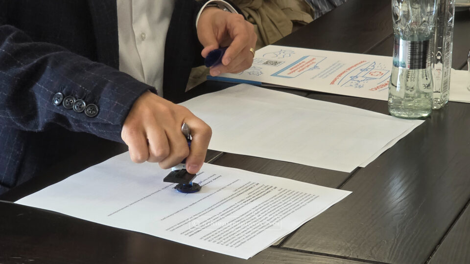 „Educație pentru Prevenție Medicală în Mediul Rural” – Proiect „Caravana cu medici” în parteneriat cu Arhiepiscopia Sucevei și Rădăuților
