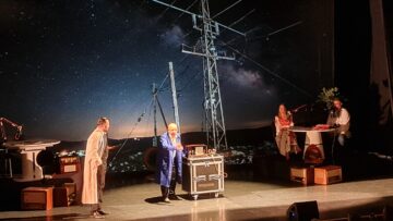 Bucovina FM a prins ”Rădăcini” pe scena teatrului sucevean