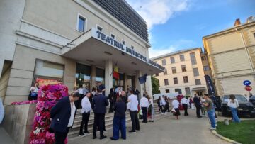 Bucovina FM a prins ”Rădăcini” pe scena teatrului sucevean
