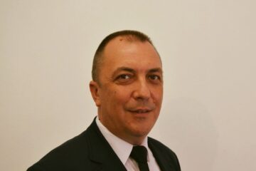 Primarul din Șcheia, Cristinel Burac, anunță investiții de peste 36 de milioane de lei în comună, cu alocări substanțiale pentru drumuri și utilități publice Primarul din Șcheia, Cristinel Burac, anunță investiții de peste 36 de milioane de lei în comună, cu alocări substanțiale pentru drumuri și utilități publice