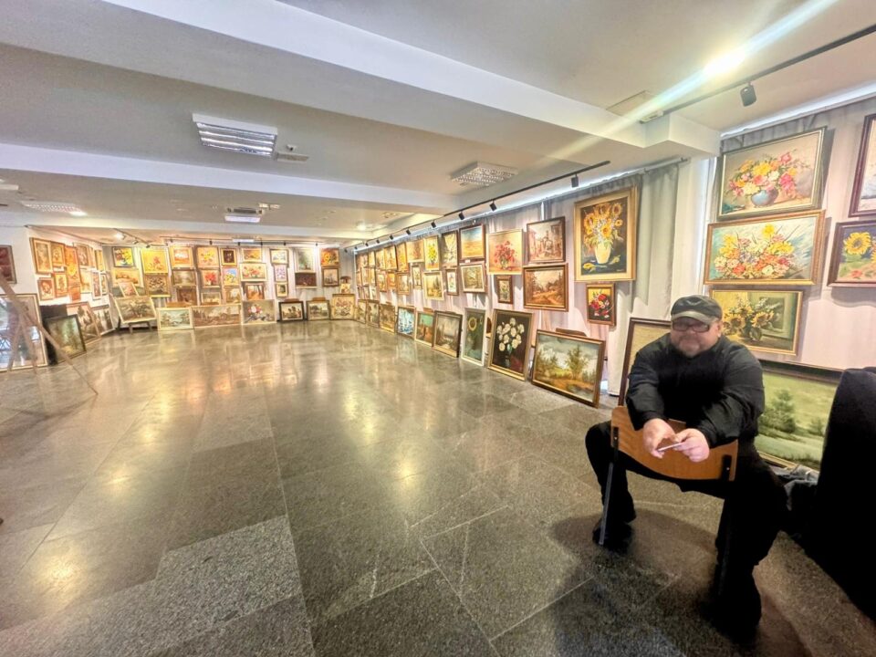„Flori și peisaje din cultura europeană”, expoziție la Galeria de Artă a Centrului Cultural „Bucovina”