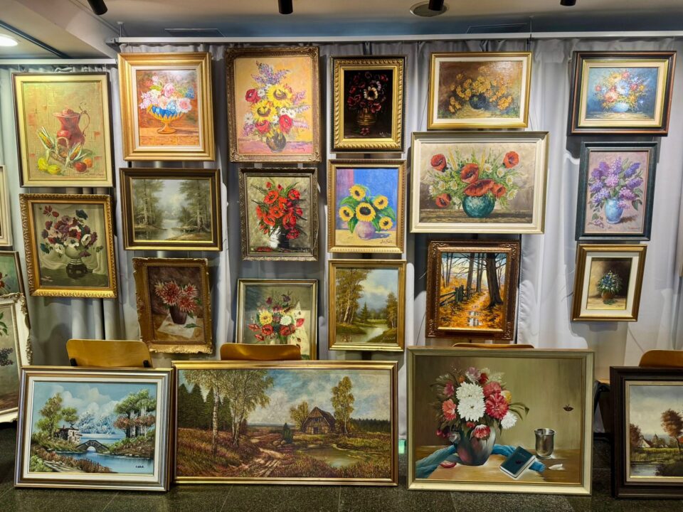 „Flori și peisaje din cultura europeană”, expoziție la Galeria de Artă a Centrului Cultural „Bucovina”