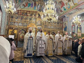 Eveniment dedicat cinstirii eroilor patriei, la Parohia „Înălțarea Domnului” din Doroteia