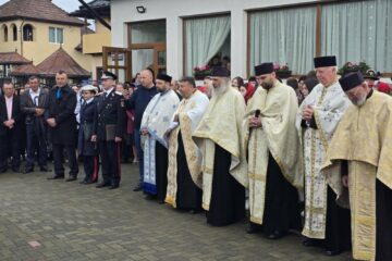 Eveniment dedicat cinstirii eroilor patriei, la Parohia „Înălțarea Domnului” din Doroteia