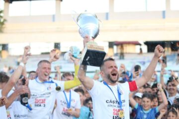 O mare alb-albastră a sărbătorit promovarea Cetății în eșalonul secund O mare alb-albastră a sărbătorit promovarea Cetății în eșalonul secund