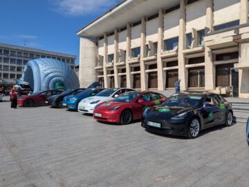 Expoziție de mașini electrice în centrul Sucevei și un raliul pe o lungime de 180 de kilometri pentru promovare electromobilității