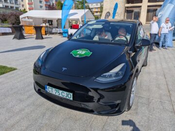 Expoziție de mașini electrice în centrul Sucevei și un raliul pe o lungime de 180 de kilometri pentru promovare electromobilității