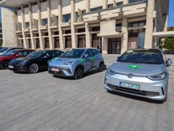 Expoziție de mașini electrice în centrul Sucevei și un raliul pe o lungime de 180 de kilometri pentru promovare electromobilității