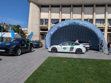 Expoziție de mașini electrice în centrul Sucevei și un raliul pe o lungime de 180 de kilometri pentru promovare electromobilității