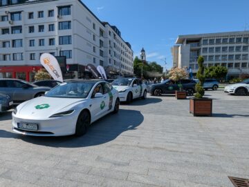 Expoziție de mașini electrice în centrul Sucevei și un raliul pe o lungime de 180 de kilometri pentru promovare electromobilității