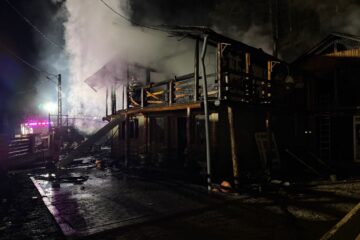 Incendiu devastator la o casă refăcută după inundațiile din vara anului trecut