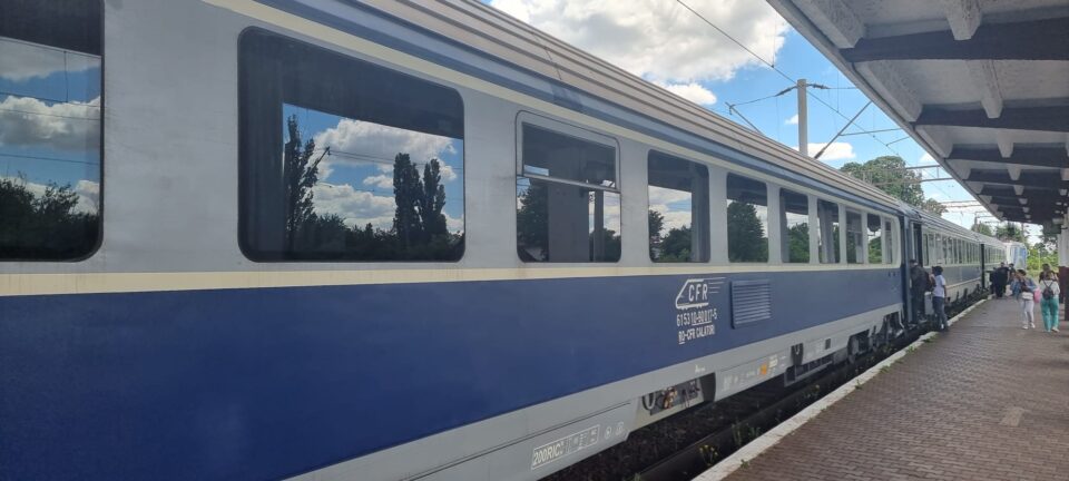 Cum explică CFR întârzierile zilnice ale trenurilor Suceava – București