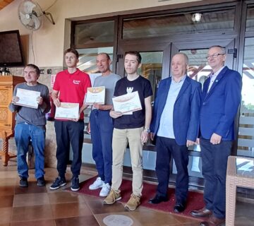 Premiere - Sfichi Andrei - locul 1 - 1801-2000, Ismail Claudiu - 4-1801-2000