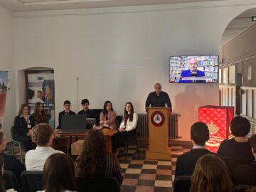 ONU și diplomația internațională simulate la Colegiul „Hurmuzachi” Rădăuți