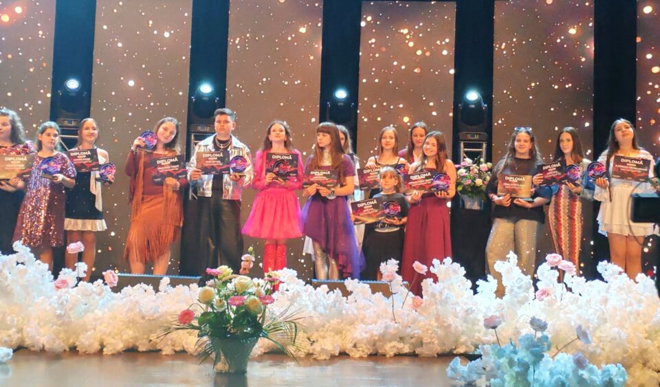 Premii importante la festivaluri de muzică din Botoșani și Baia Mare pentru elevi suceveni