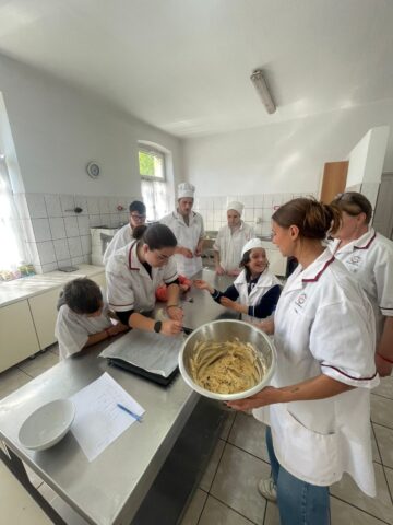 Viitori educatori belgieni au făcut practică la Centrul de Educație Incluzivă Gura Humorului