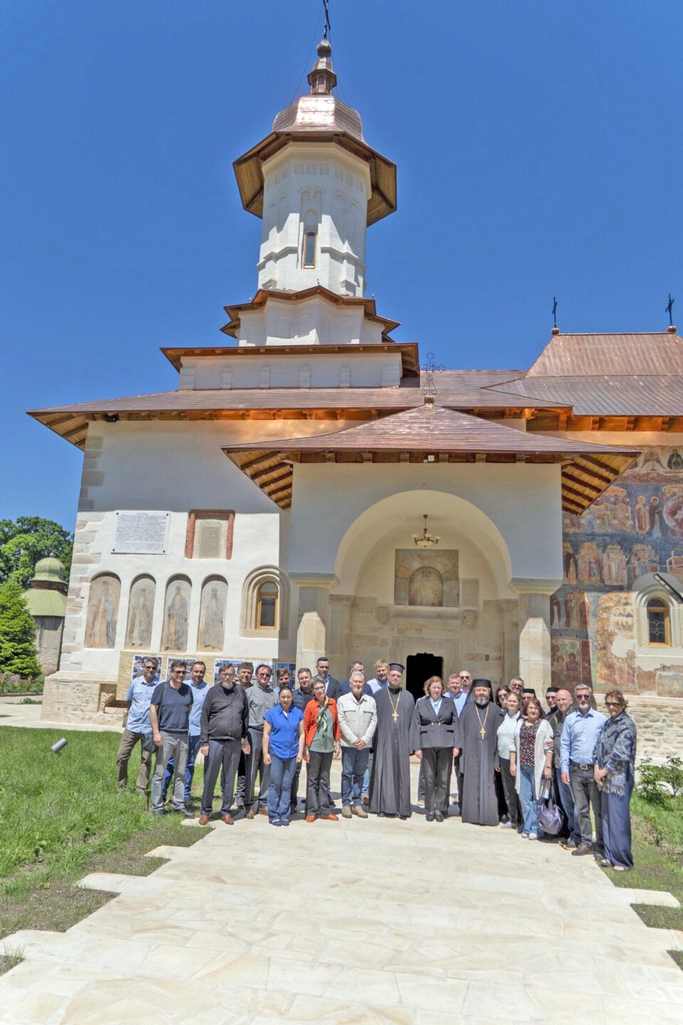 Recepția lucrărilor de restaurare de la Mănăstirea Râșca – Ctitoria lui Petru Rareș, readusă la strălucirea voievodală Recepția lucrărilor de restaurare de la Mănăstirea Râșca – Ctitoria lui Petru Rareș, readusă la strălucirea voievodală