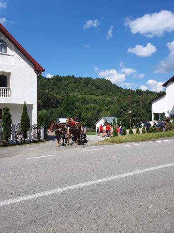 Maramureșul, lecție de viață pentru elevi. Tot mai multe școli aleg taberele educative organizate la Izișoara Resort