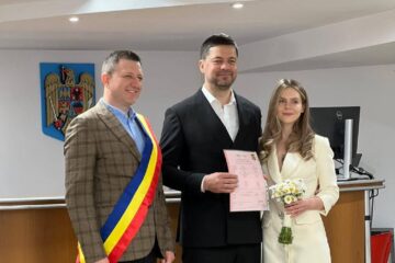 Cardiologul Paul Turcoman s-a căsătorit joi dimineaţă, la Primăria Suceava