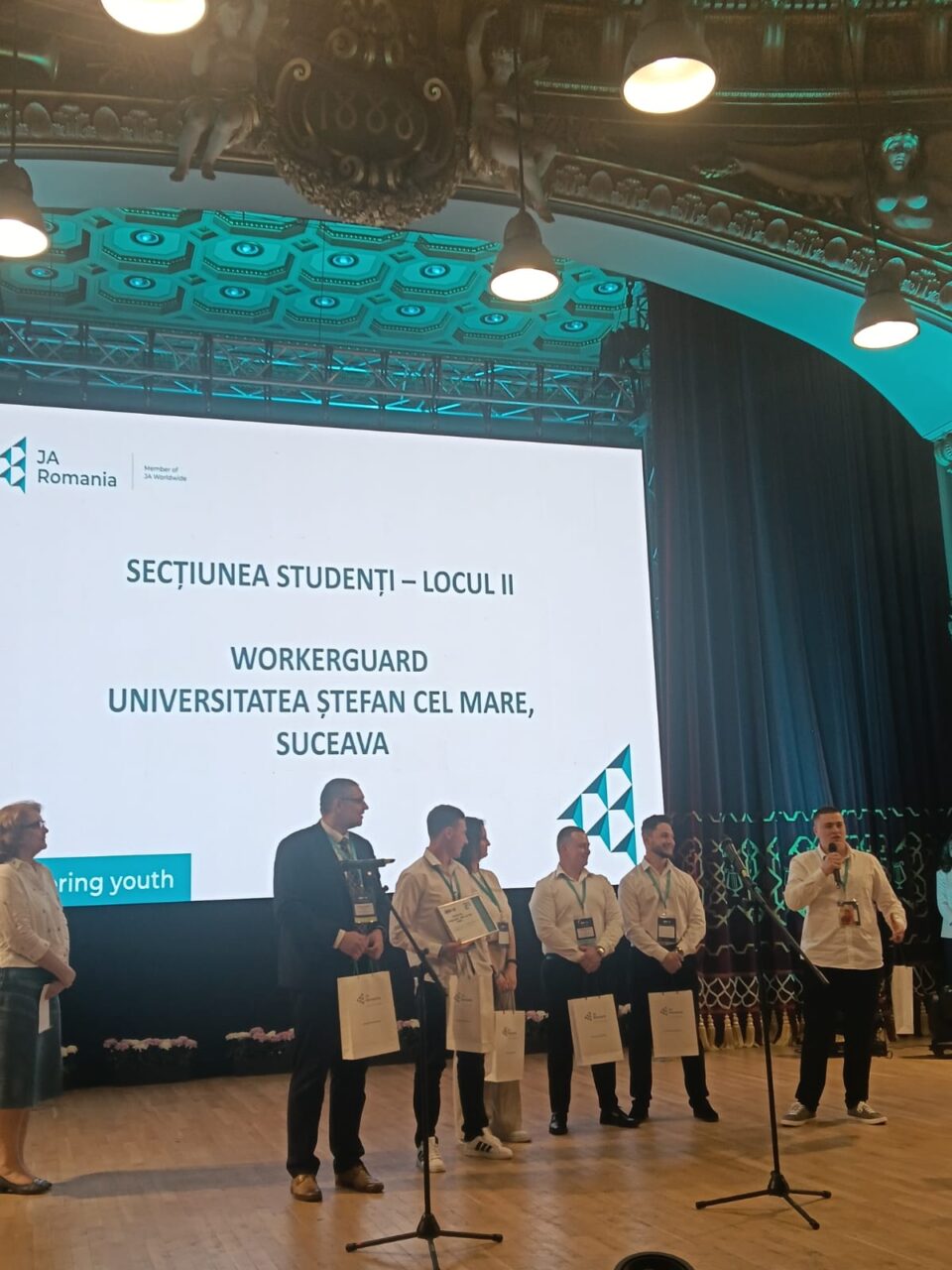 Dublă recunoaștere pentru USV: premiu în programul Entrepreneurial University și locul II la Gen-E 2026