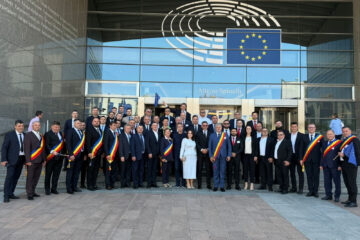 O delegație a PSD Suceava din care au făcut parte 29 de primari a efectuat o vizită oficială la Parlamentul European O delegație a PSD Suceava din care au făcut parte 29 de primari a efectuat o vizită oficială la Parlamentul European