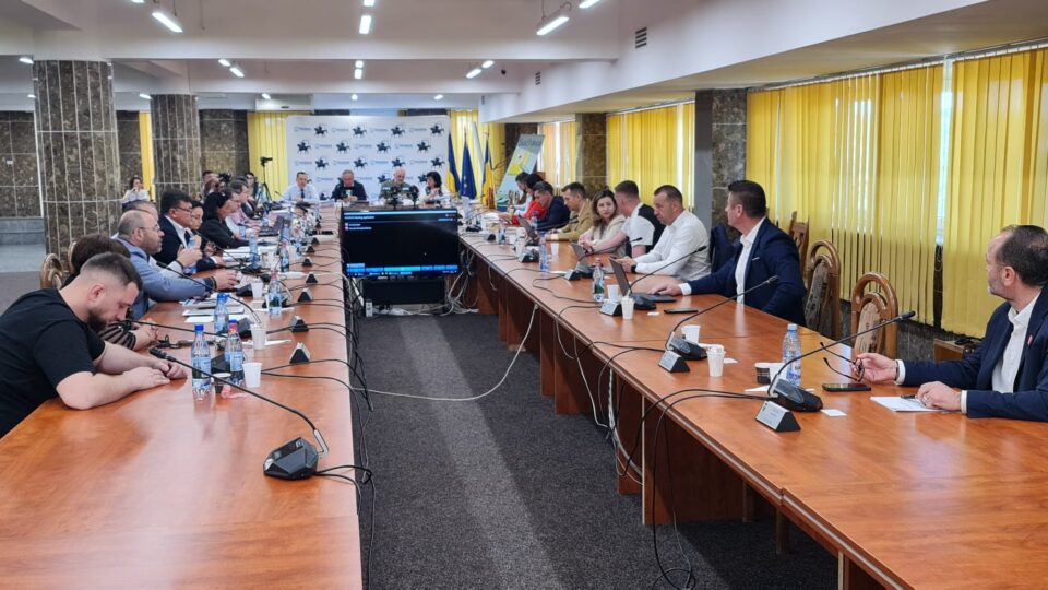 Sancțiuni drastice pentru consum de alcool sau blocarea căilor de acces, în piețele din Suceava și în bazar Sancțiuni drastice pentru consum de alcool sau blocarea căilor de acces, în piețele din Suceava și în bazar