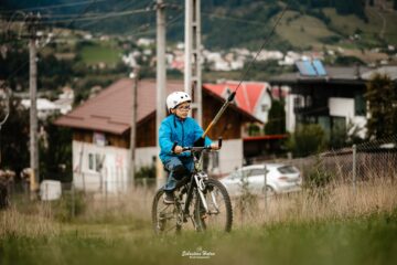 Pe pârtia Veverița din Vatra Dornei a fost deschisă instalația destinată traseului de mountain bike