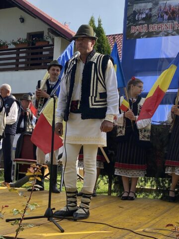 „Străjerii” din Dolheștii Mici, două decenii în slujba tradițiilor și identității culturale de pe Valea Șomuzului